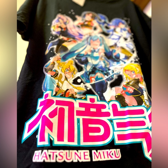 HATSUNE MIKU Iconic ANIME Characters T-Shirt NEON Graphics TEE Harajuku MEIKO XS - Picture 4 of 5